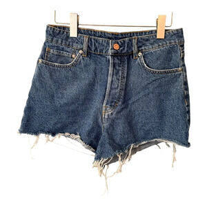 ✨3/$20✨ H&M High Rise Vintage Raw Hem Cutoff Blue Jean Shorts. Size 8